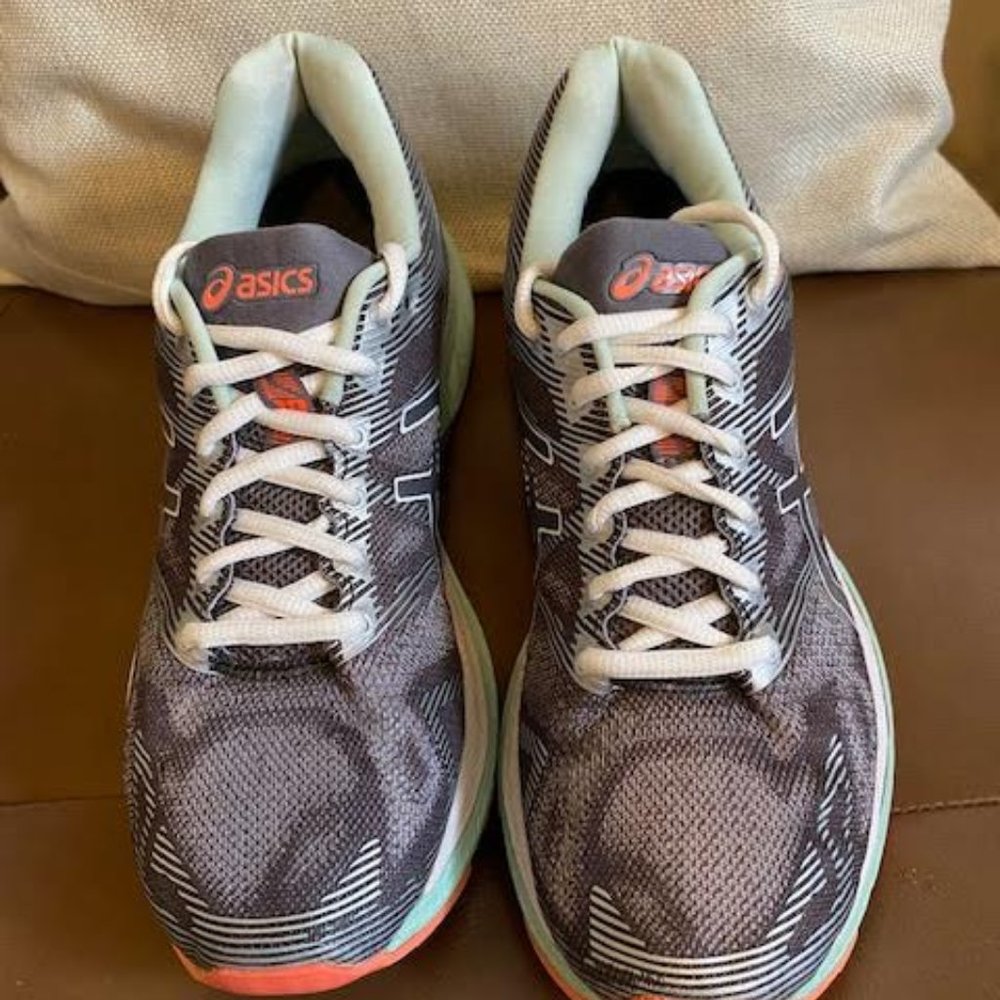 Asics Gel Nimbus 19 Athletic Running Shoes - Picture 4 of 8